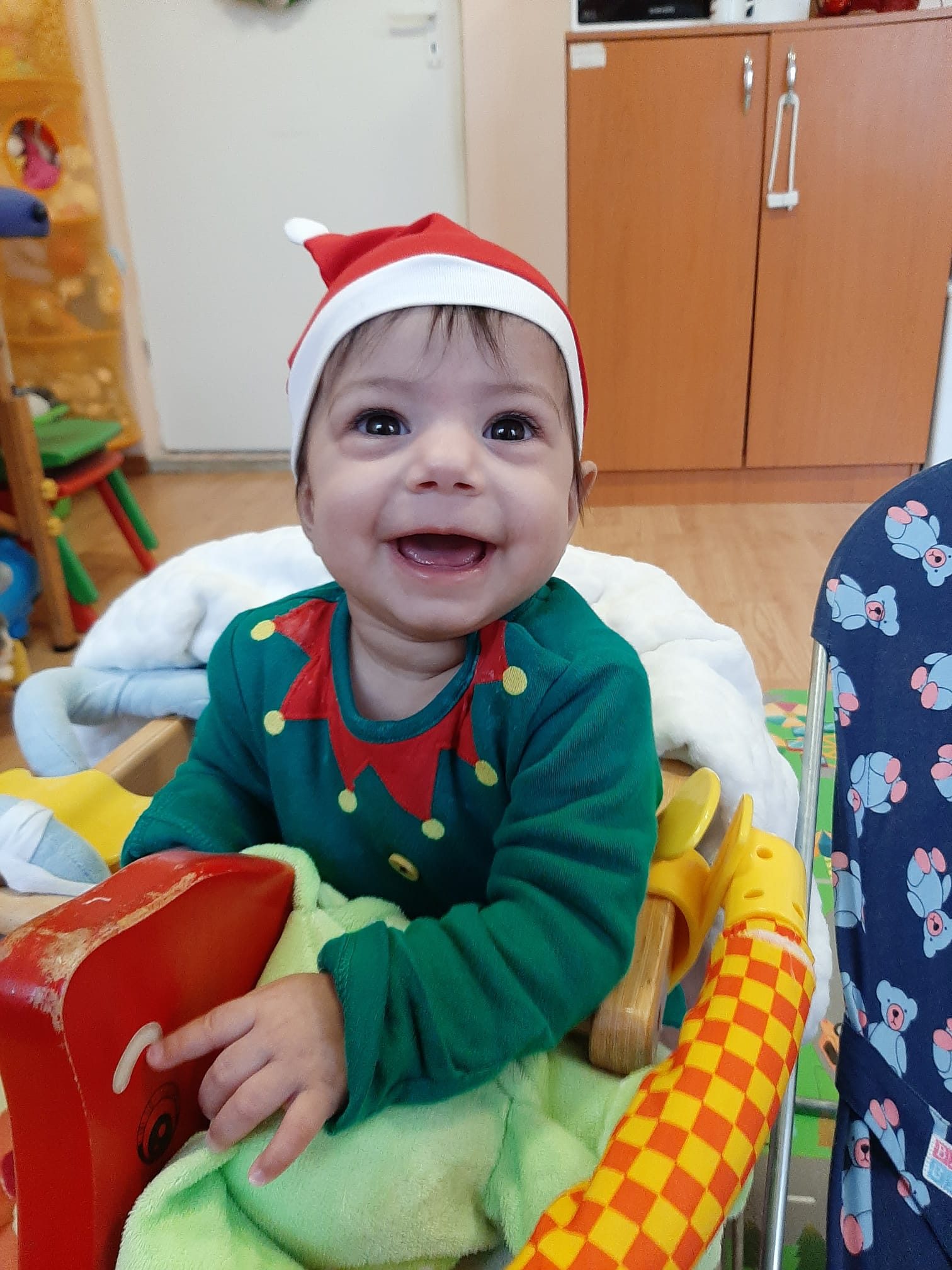 ludus-22-christmas-baby